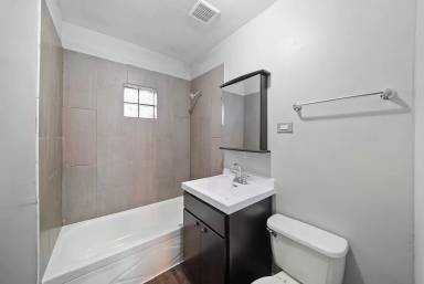Main picture of 7830 S Yates Blvd