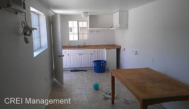 Main picture of 537 1/2 N Hoover St