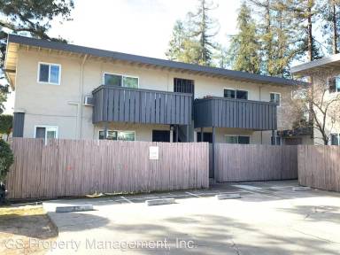 Main picture of 931 Ravenscourt Ave