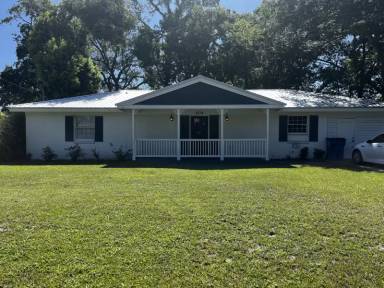 Main picture of 3214 Willow Ave
