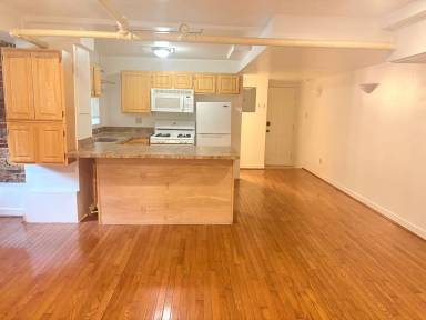 Main picture of 3027-43 N Calvert St