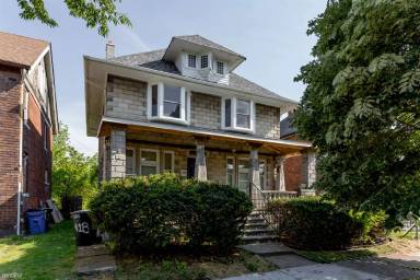 Main picture of 426 King St