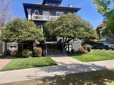 Main picture of 3445 J St