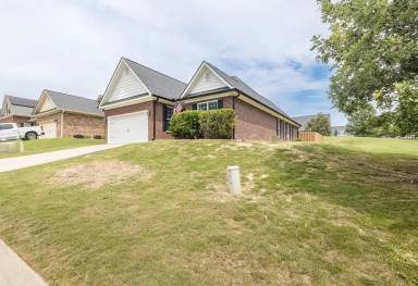 Main picture of 1053 Grove Landing Ln