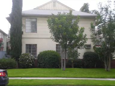 Main picture of 340 N Isabel St