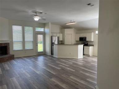 Main picture of 1033 Port Mansfield Dr