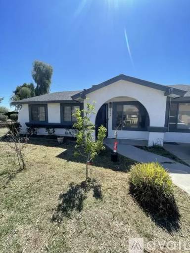 Main picture of 2003 W Garden Dr