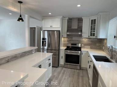 Main picture of 6827 Outlook Ave