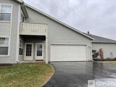 Main picture of 7986 Royal Oaks Rd