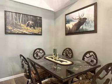 Main picture of 938 W Apache Ln