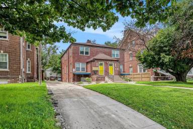 Main picture of 116 N 32nd Ave