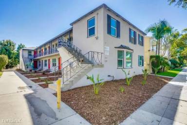 Main picture of 2466 Cedar Ave