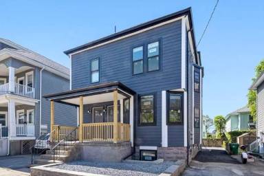 Main picture of 70 Stanley Ave