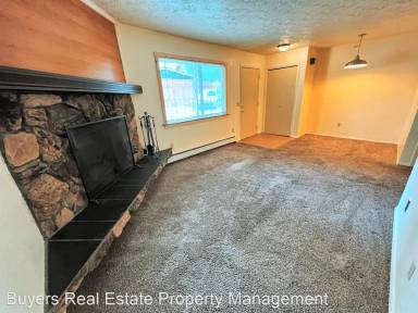 Main picture of 2104 Roosevelt Dr