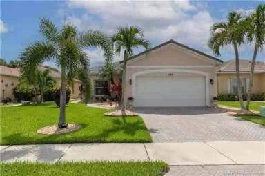 Main picture of 594 SW Indian Key Dr