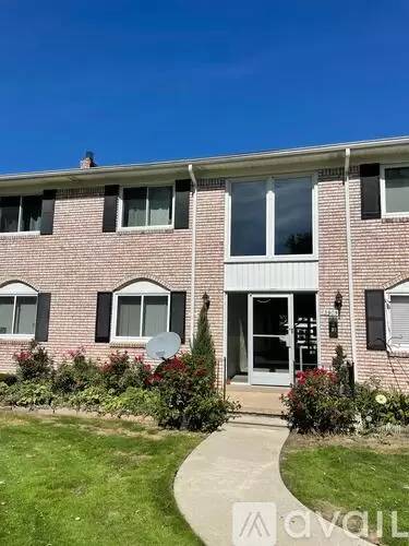 Main picture of 13905 Camelot Dr