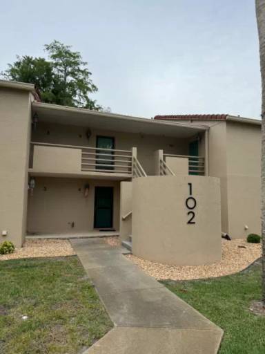 Main picture of 102 Bob White Ct