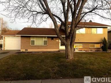 Main picture of 1782 N Afton Cir