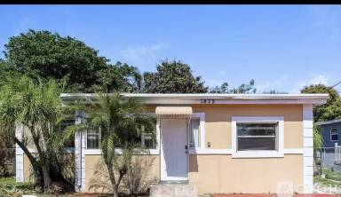 Main picture of 1875 NW 151st St