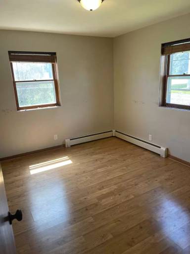 Main picture of 1344 Meadow Ln