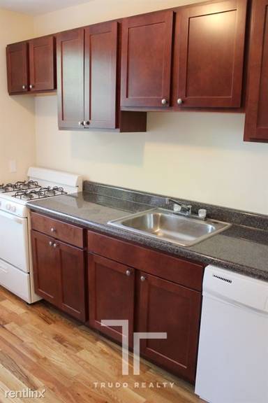 Main picture of 1000 Crain St & 1136 Maple Ave