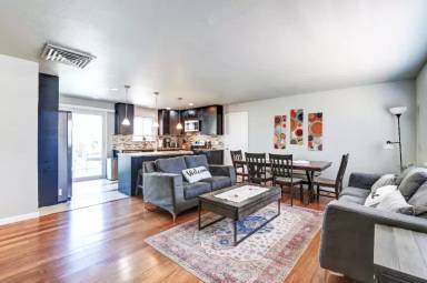 Main picture of 2361 W 57th Ave