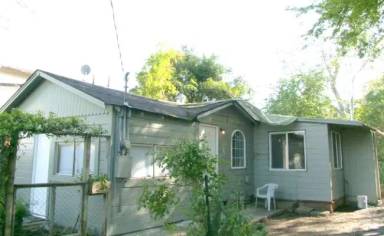 Main picture of 1004 Hazel St