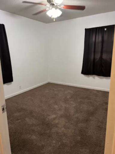 Main picture of 820 W Center St