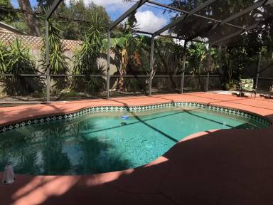 Main picture of 1339 Royal Palm Dr S