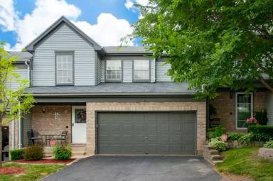 Main picture of 703 Longwood Dr