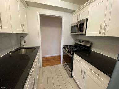 Main picture of 3707 147th St