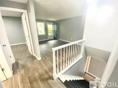 Main picture of 1027 Pittsburg Ave NW