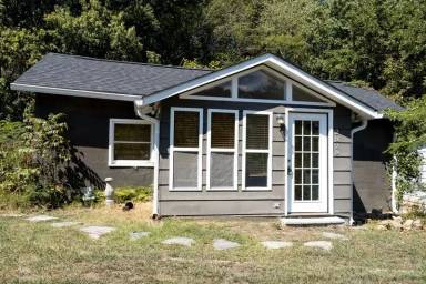 Main picture of 2829 New Jersey Ave