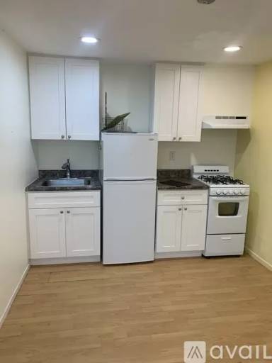 Main picture of 2019 S Garth Ave