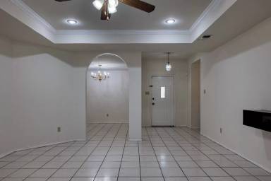 Main picture of 109 Burwood Ln