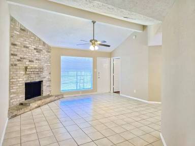 Main picture of 4323 Dayflower Dr