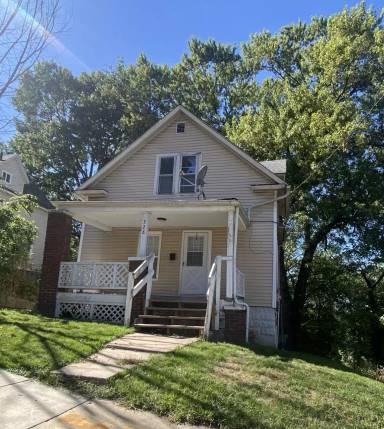 Main picture of 328 Lease St