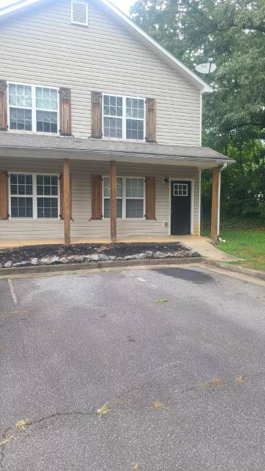 Main picture of 119 Lilli Ln