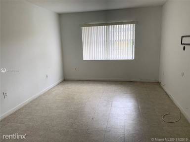 Main picture of 505 NW 177th St Apartments