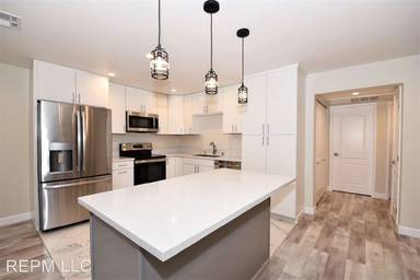 Main picture of 2720 Otter Creek Ct