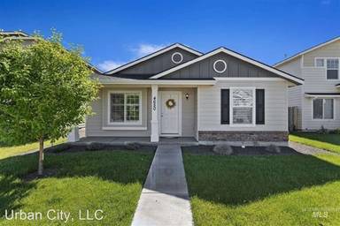 Main picture of 4650 N Price Ave