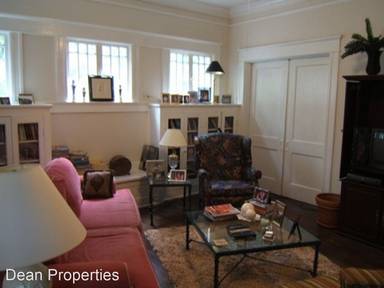 Main picture of 869 Saint Charles Ave NE
