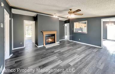 Main picture of 73 Paul Revere Ln