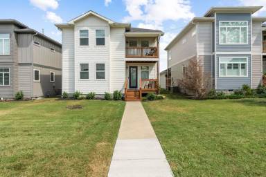 Main picture of 606 Croley Dr