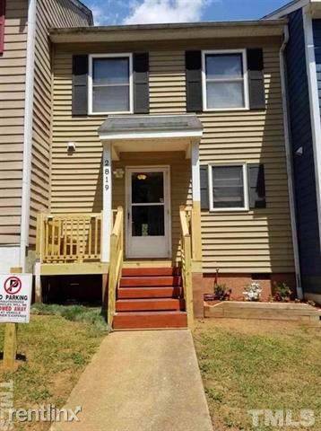 Main picture of 2819 Dillmark Ct