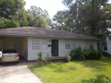 Main picture of 2742 Pinebrook Dr