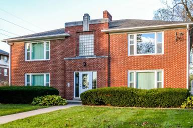 Main picture of 3820 Jones St