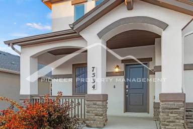 Main picture of 7534 Bandana Way