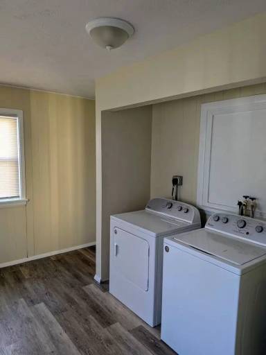 Main picture of 1733 Robindale St