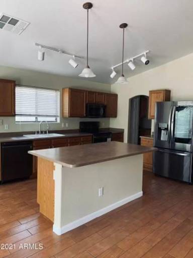 Main picture of 6809 W Puget Ave